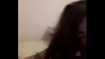 Reproduzir Garota turca chupando o namorado