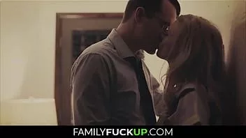 Putar Familyfuckup.com - cucu fucks lebih baik dengan nenek kecantikannya, nina hartley, justin hunt