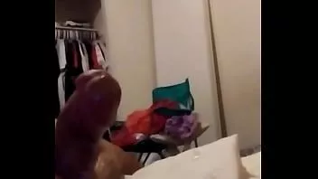 播放 杰拉尔德ducheine 手淫这次自慰