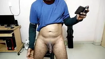 Play Too closeup my dick and watch porn in mobile