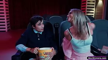 play Sexsinners.com - gf is bored and sucks bfs cock in cinema