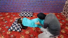 play الأشقاء يشاركون في جلسة سخيف المتشددين عاطفي