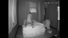 चलाएँ लैटिना मिल्फ़ हाउसकीपर के गुदा साहसिक कार्य: एक शरारती सुरक्षा कैम कैप्चर