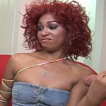 Pornostar Lisa Strokes
